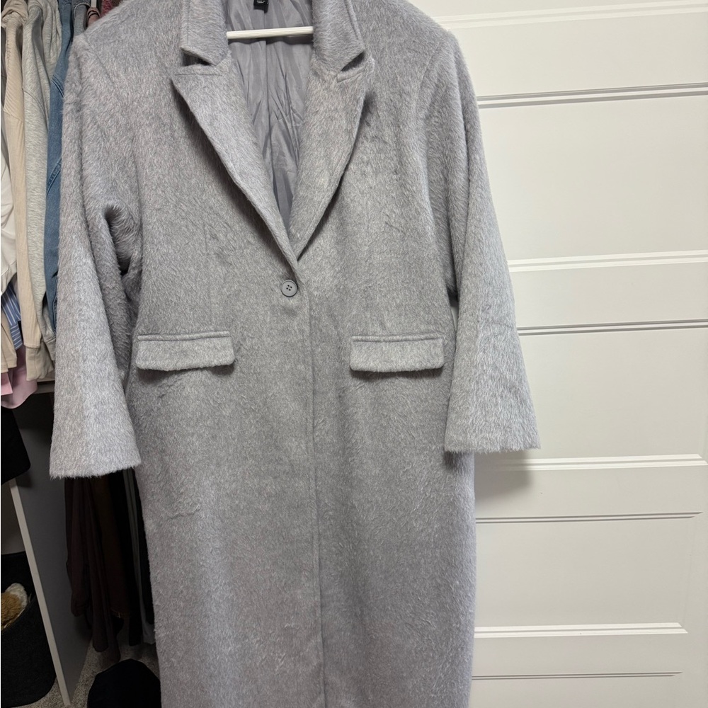 PrettyLittleThing Light Gray Trench Coat
